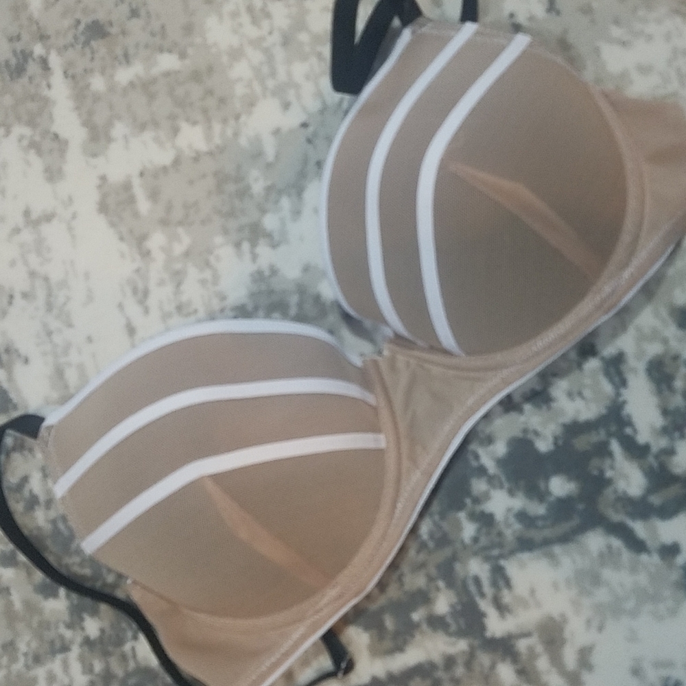 Padded Bra - Picture 4 of 4